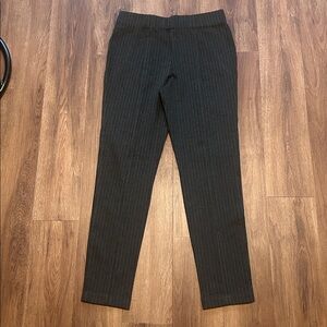 Jones & Co Pull On Comfort Waist Ladies Gray Pinstripe Pants M Medium like 8